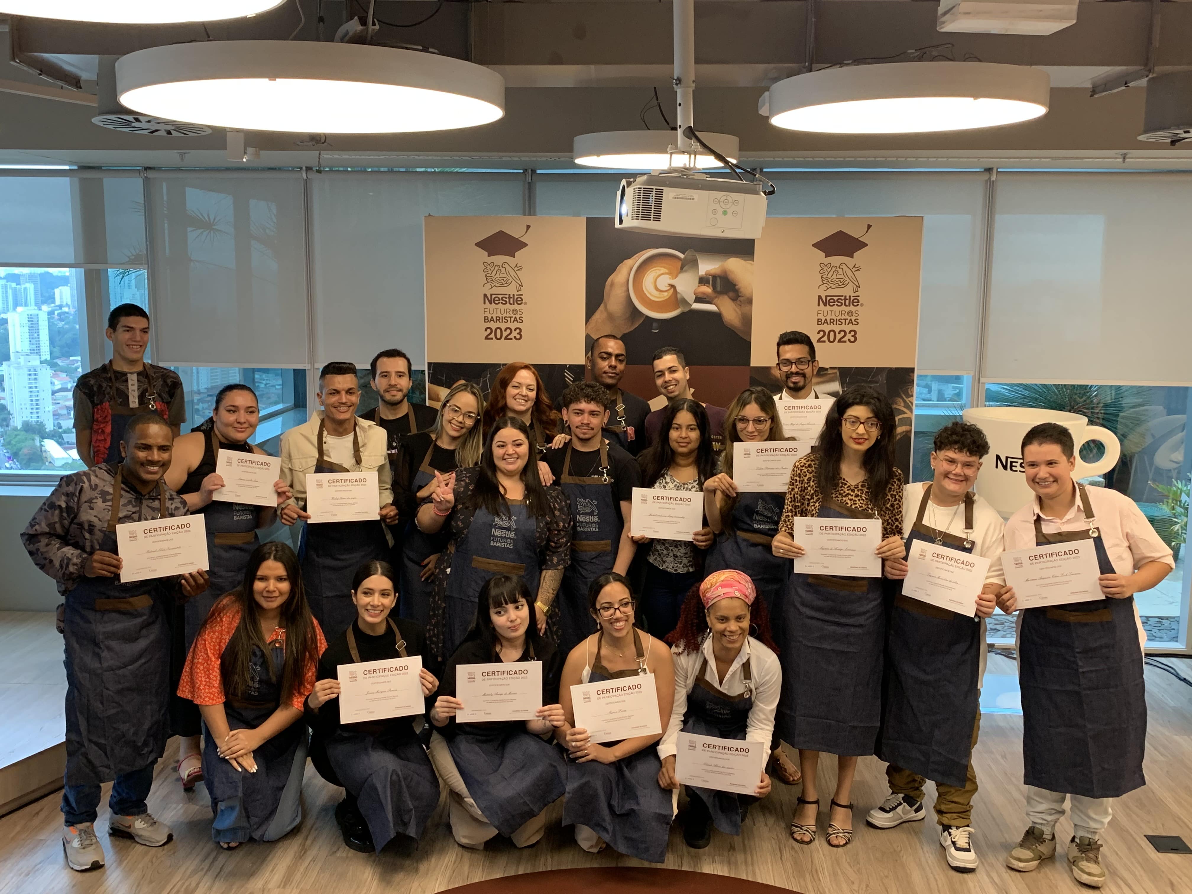 103 alunos foram certificados no programa social da Nestlé que transforma jovens em especialistas em café