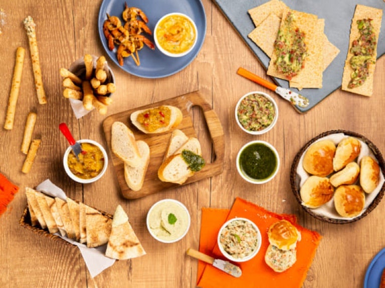Variações de pães e patês