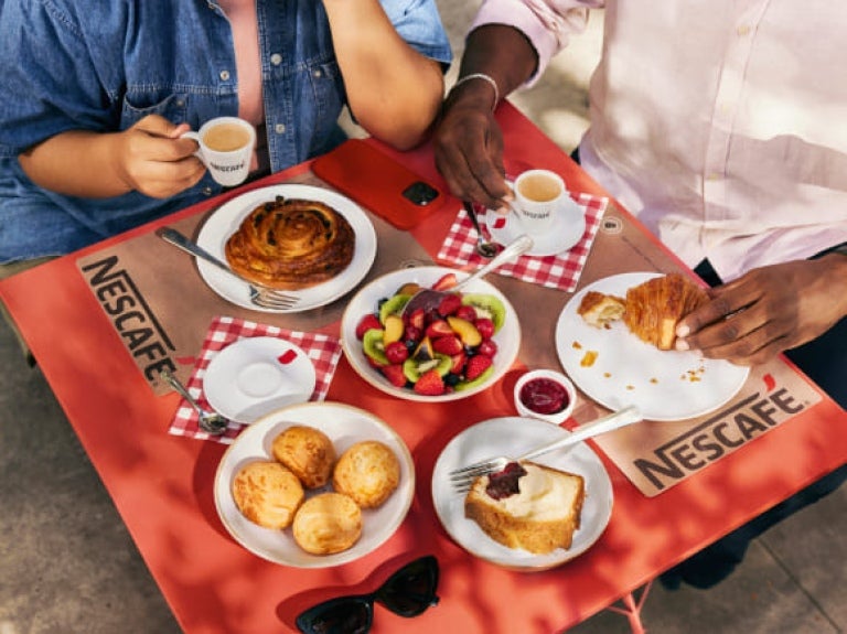 Mesa de Café da Manhã Nestlé Professional