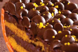 Ovo de Bolo de Cenoura