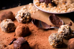 Deliciosa Trufa de Chocolate com Castanhas