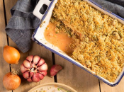 Lasanha de abobrinha com molho branco vegano