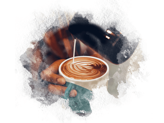 Desenho de um coração feito por um profissional barista com leite e café Nescafé