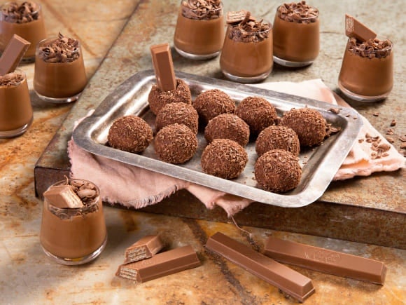 Variações de brigadeiro de chocolate e também brigadeiro em pote